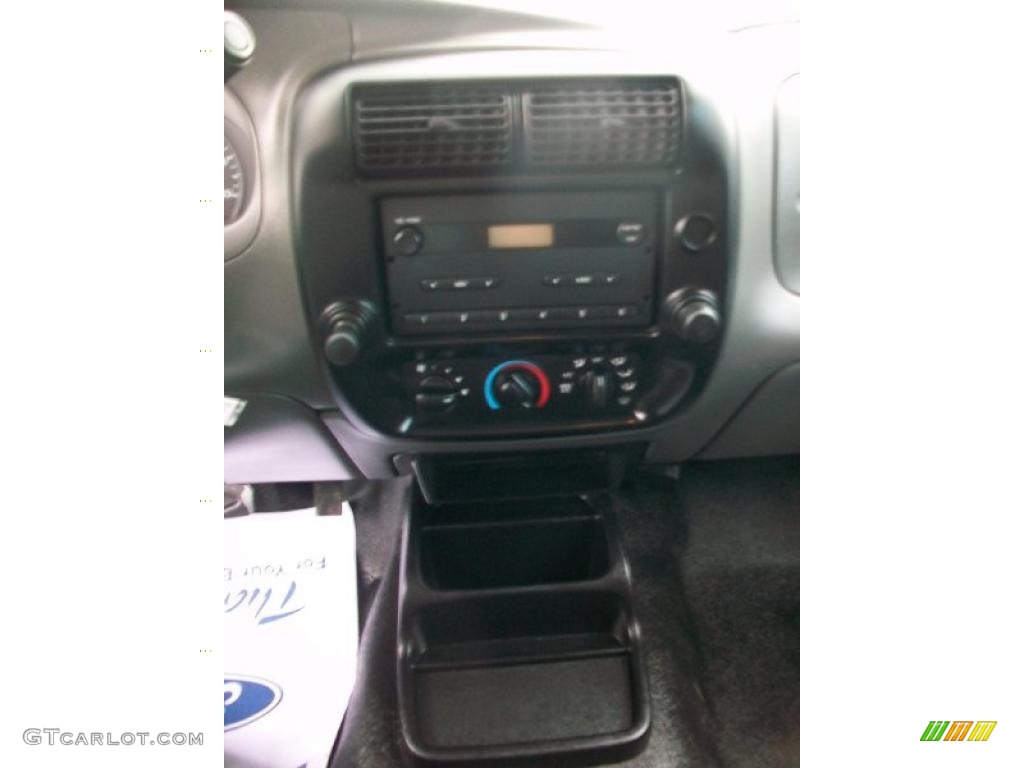 2008 Ford Ranger XL SuperCab Controls Photo #39952358