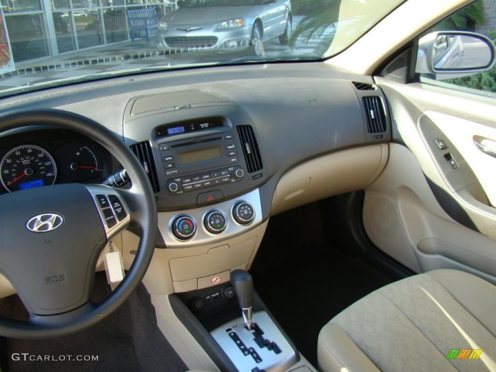 2010 Elantra GLS - Laguna Sand / Beige photo #17