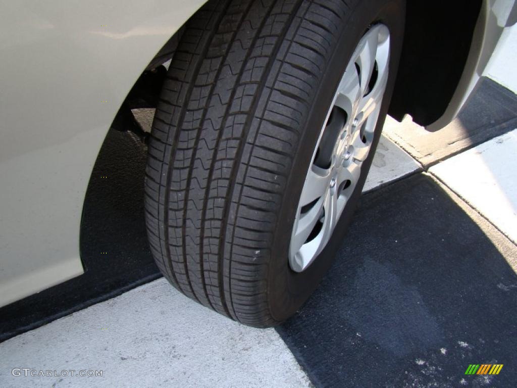 2010 Elantra GLS - Laguna Sand / Beige photo #27