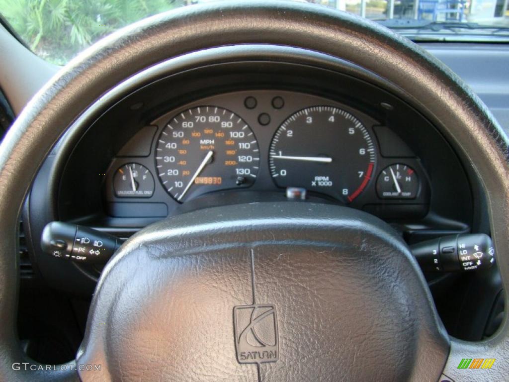 1999 Saturn S Series SL2 Sedan Gauges Photos