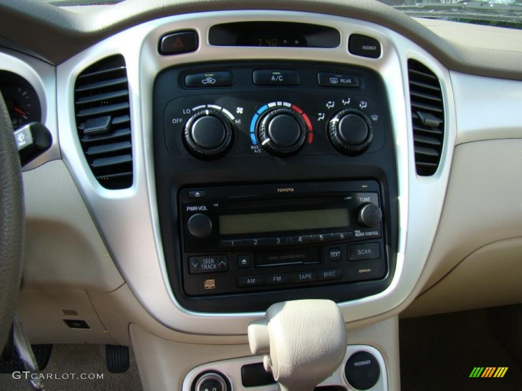 2007 Toyota Highlander V6 Controls Photo #39962801