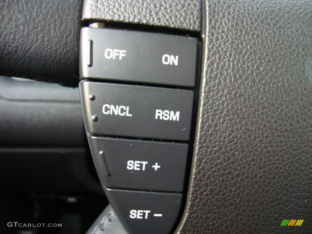 2006 Ford Freestyle Limited AWD Controls Photo #39962822
