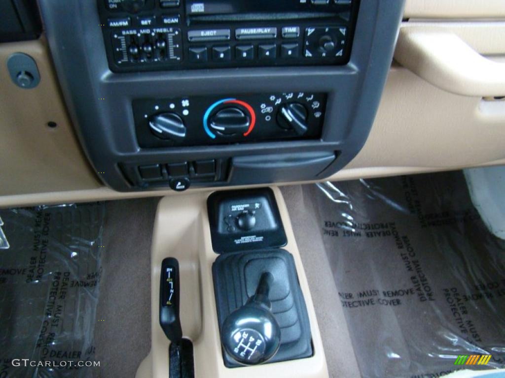 2001 Jeep Wrangler Sahara 4x4 5 Speed Manual Transmission Photo #39965166