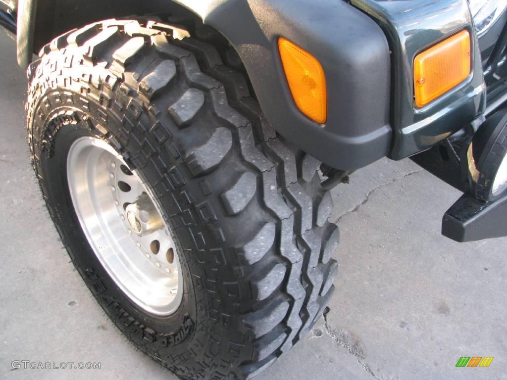 2004 Wrangler Unlimited 4x4 - Shale Green Metallic / Dark Slate Gray photo #23