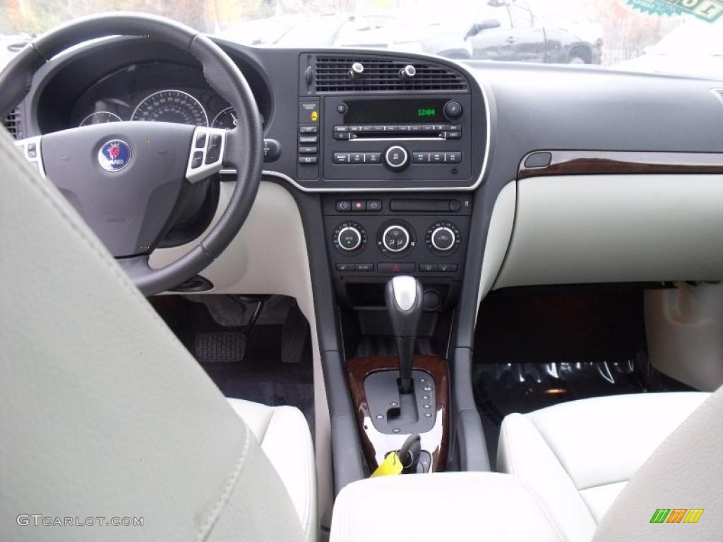 2009 Saab 9-3 2.0T Sport Sedan Parchment Dashboard Photo #39966622