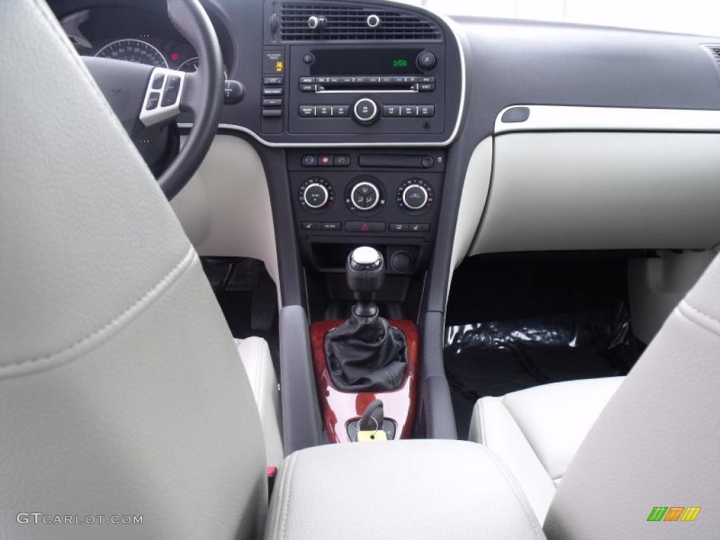 2008 Saab 9-3 2.0T Sport Sedan Controls Photo #39967548