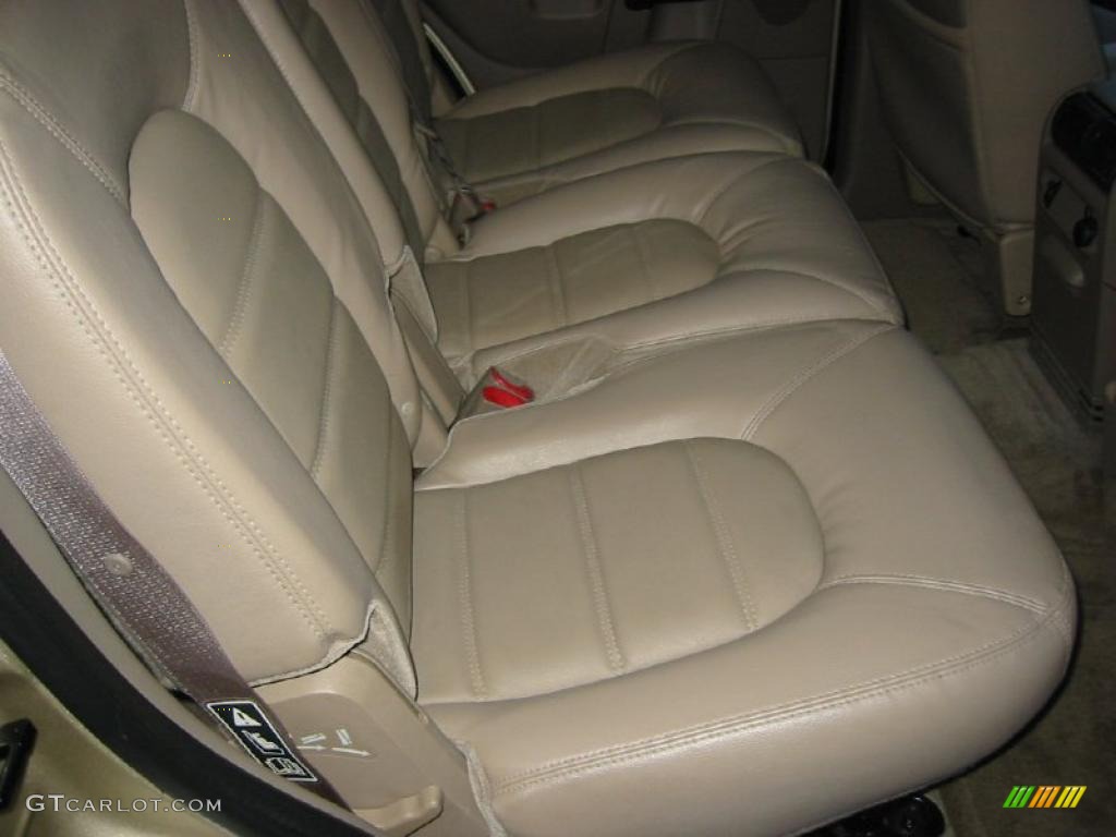 Medium Parchment Beige Interior 2003 Ford Explorer XLT Photo #39970168