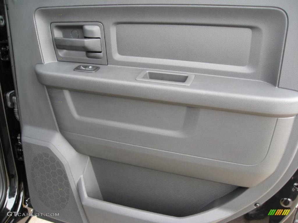 2011 Dodge Ram 2500 HD ST Crew Cab 4x4 Dark Slate/Medium Graystone Door Panel Photo #39970396