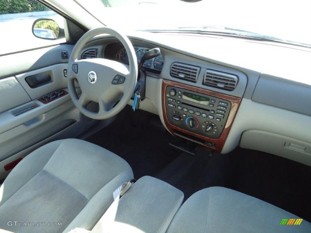 Medium Graphite Interior 2003 Mercury Sable GS Sedan Photo #39970920