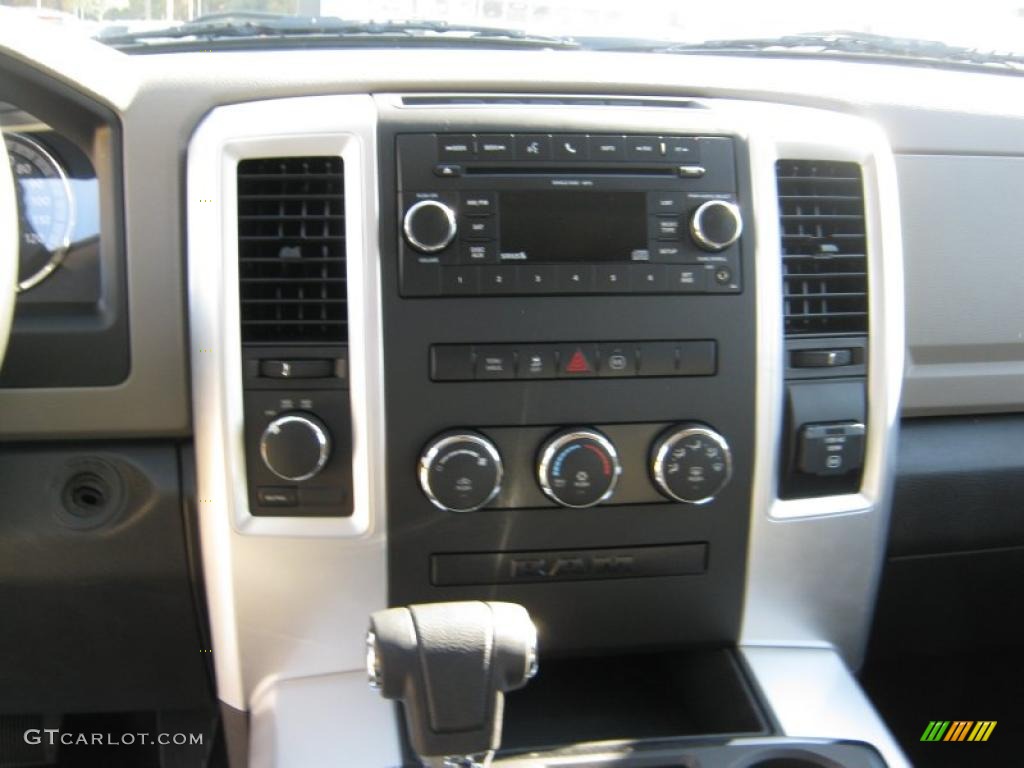 2010 Dodge Ram 1500 TRX4 Crew Cab 4x4 Controls Photo #39973032