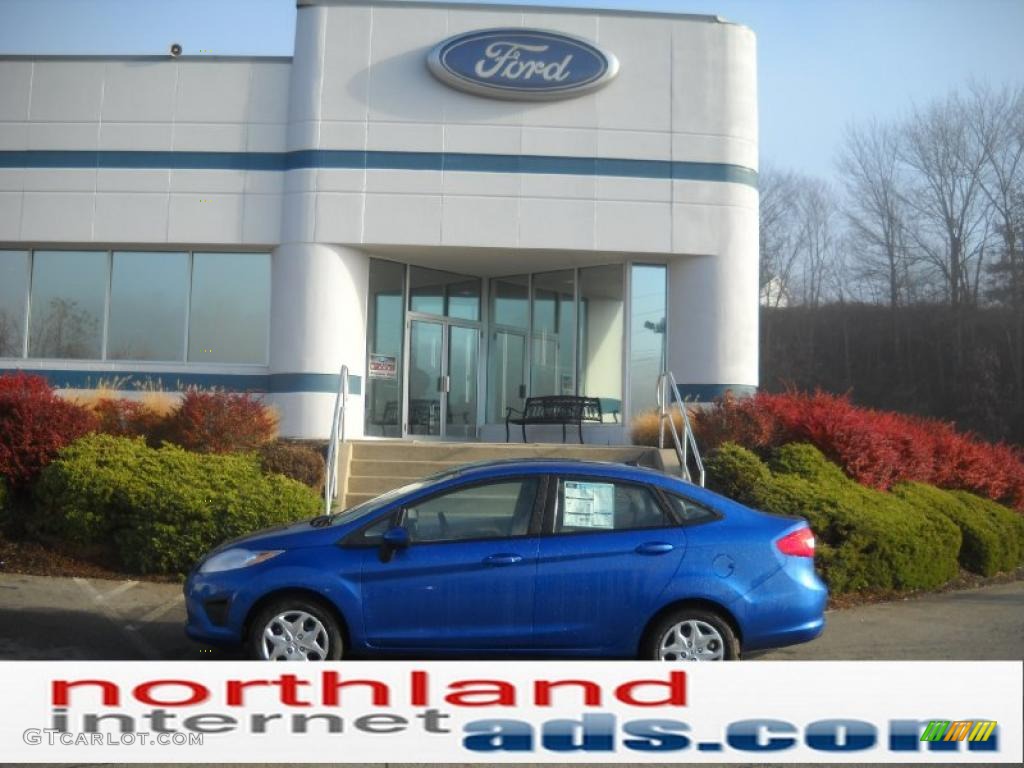 2011 Fiesta S Sedan - Blue Flame Metallic / Light Stone/Charcoal Black Cloth photo #1