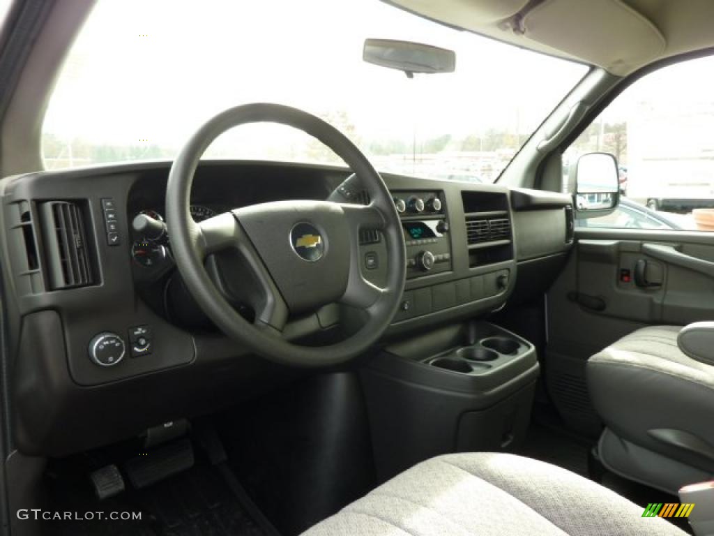 Medium Pewter Interior 2011 Chevrolet Express 2500 Work Van Photo #39976992