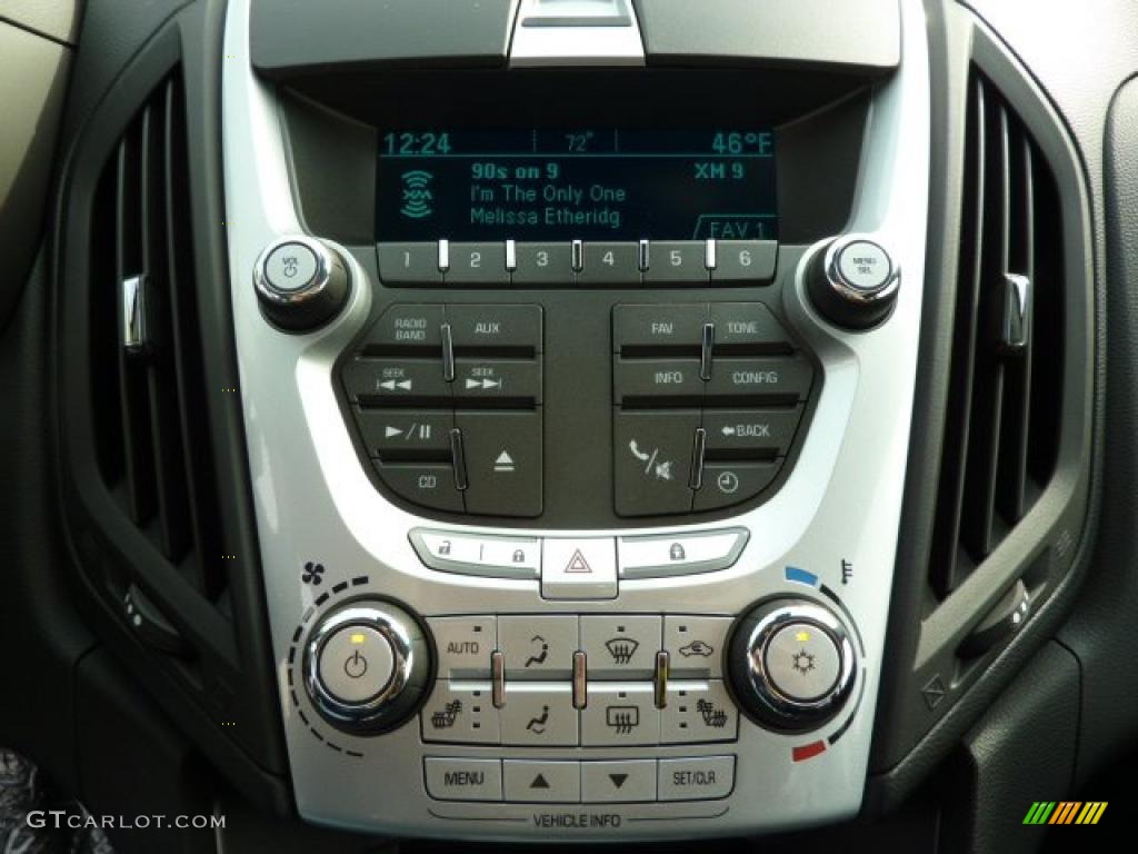2011 Chevrolet Equinox LT AWD Controls Photo #39977364
