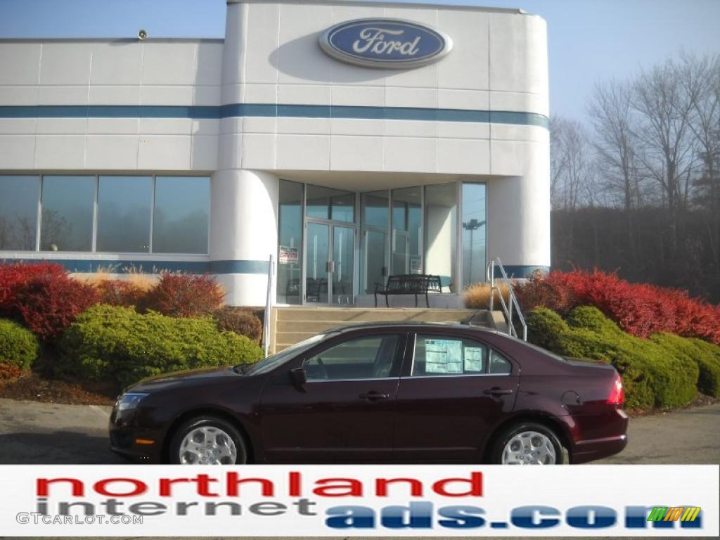 2011 Fusion SE - Red Candy Metallic / Medium Light Stone photo #1