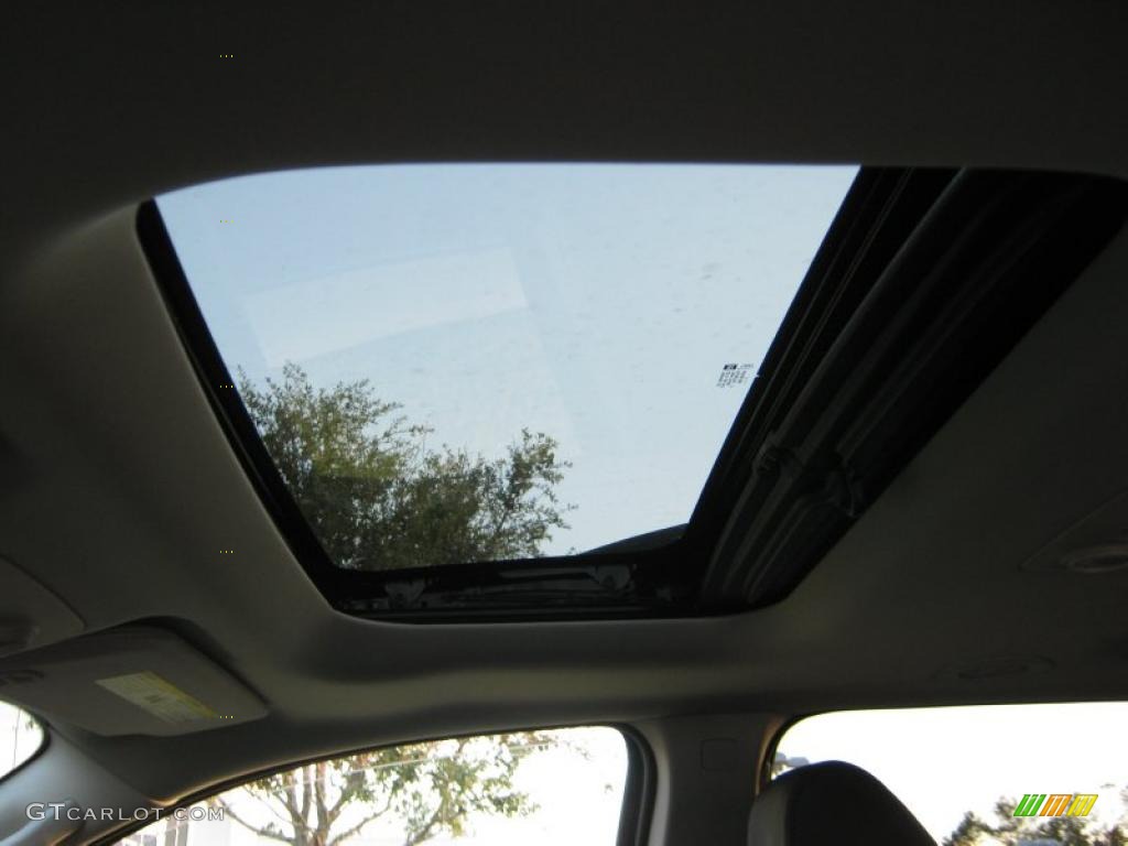 2011 GMC Acadia Denali Sunroof Photo #39979048