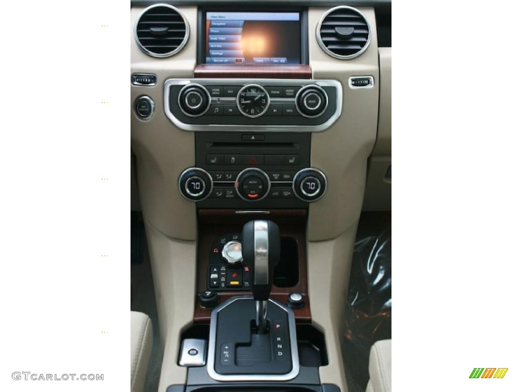 2011 Land Rover LR4 HSE Controls Photo #39980224