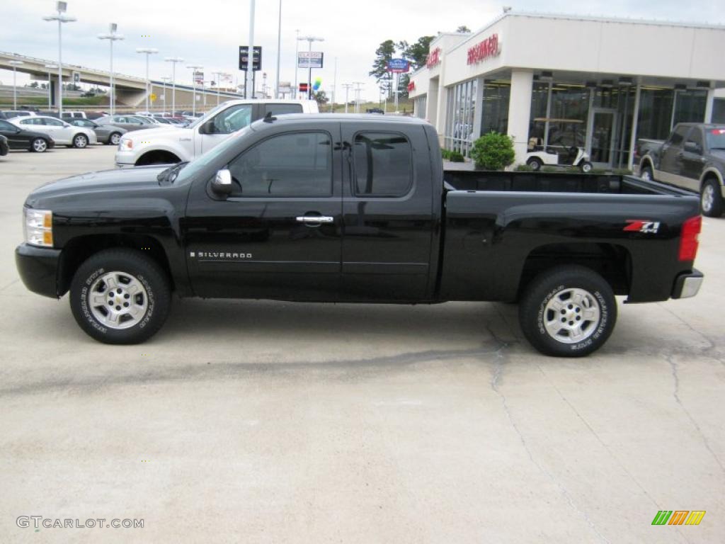 2008 Silverado 1500 LT Extended Cab 4x4 - Black / Ebony photo #2