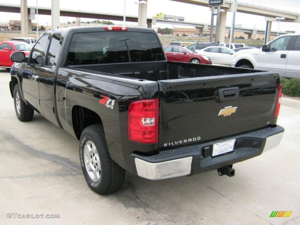 2008 Silverado 1500 LT Extended Cab 4x4 - Black / Ebony photo #3