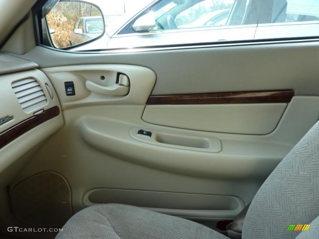 2004 Impala  - Sandstone Metallic / Neutral Beige photo #12