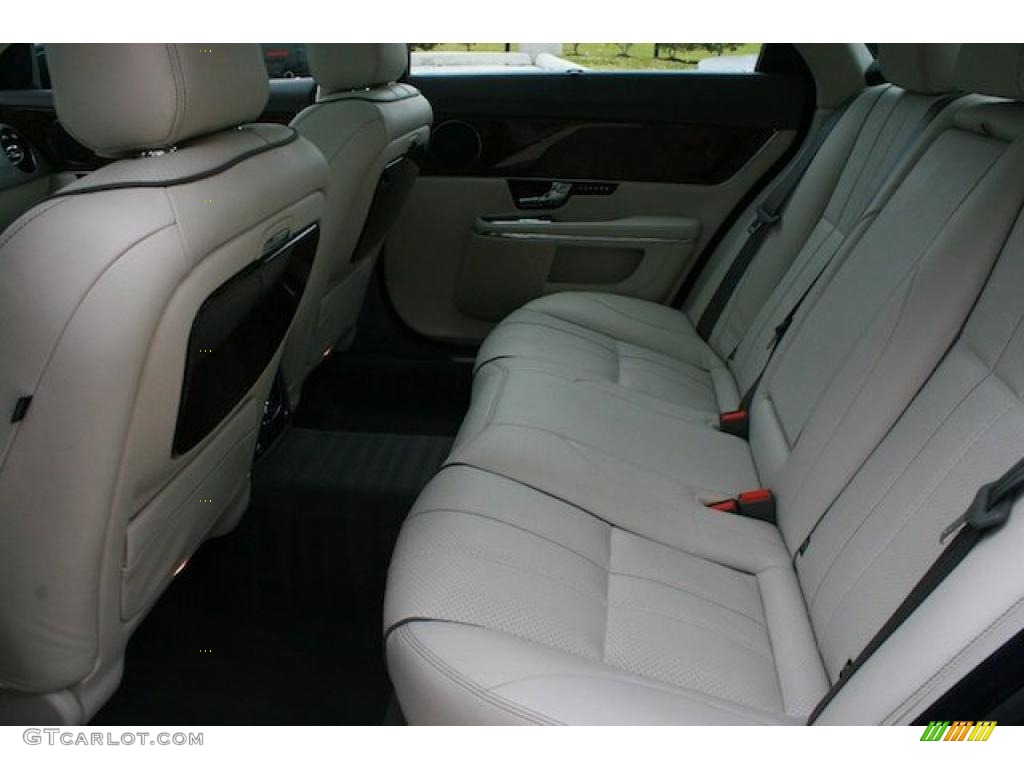 Ivory/Oyster Interior 2011 Jaguar XJ XJL Photo #39981088