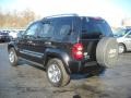 2005 Black Clearcoat Jeep Liberty Limited 4x4  photo #7