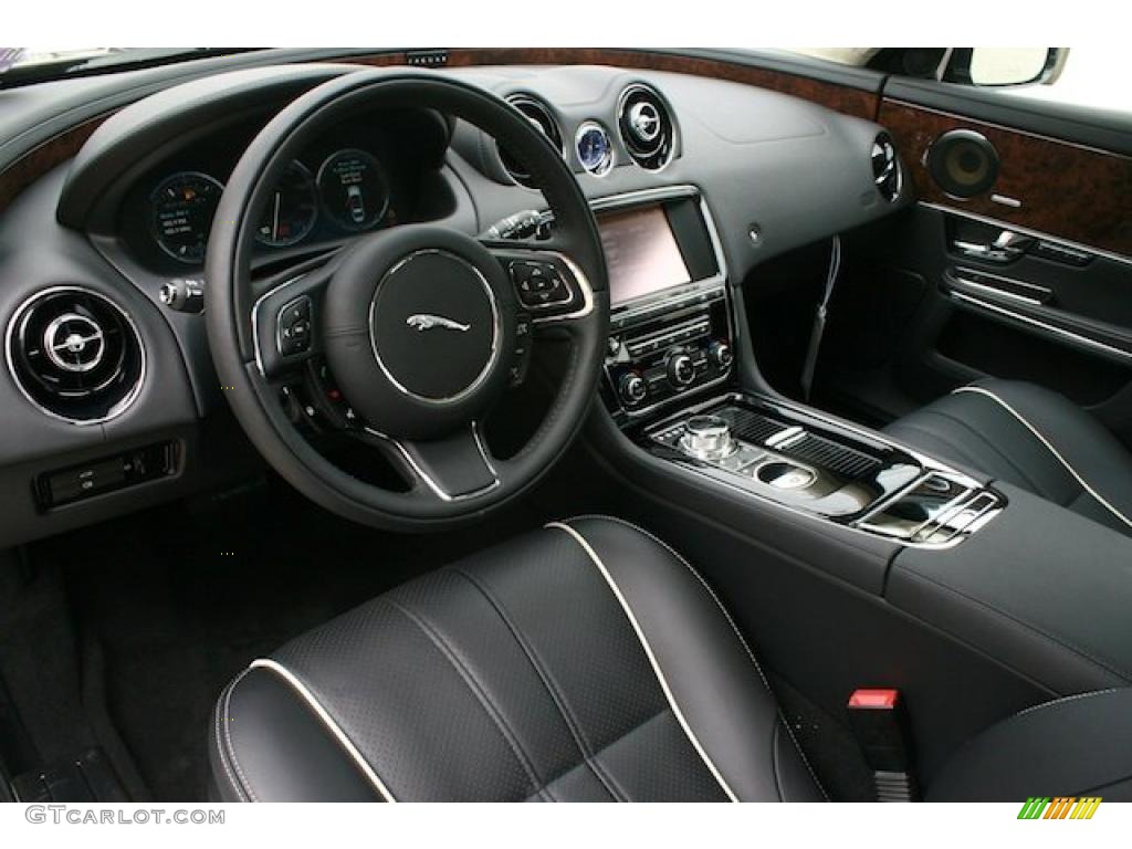 Jet Black/Ivory Interior 2011 Jaguar XJ XJ Photo #39982448