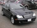 Black - C 280 4Matic Luxury Photo No. 2