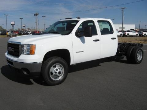 2011 GMC Sierra 3500HD Work Truck Crew Cab 4x4 Chassis Data, Info and Specs