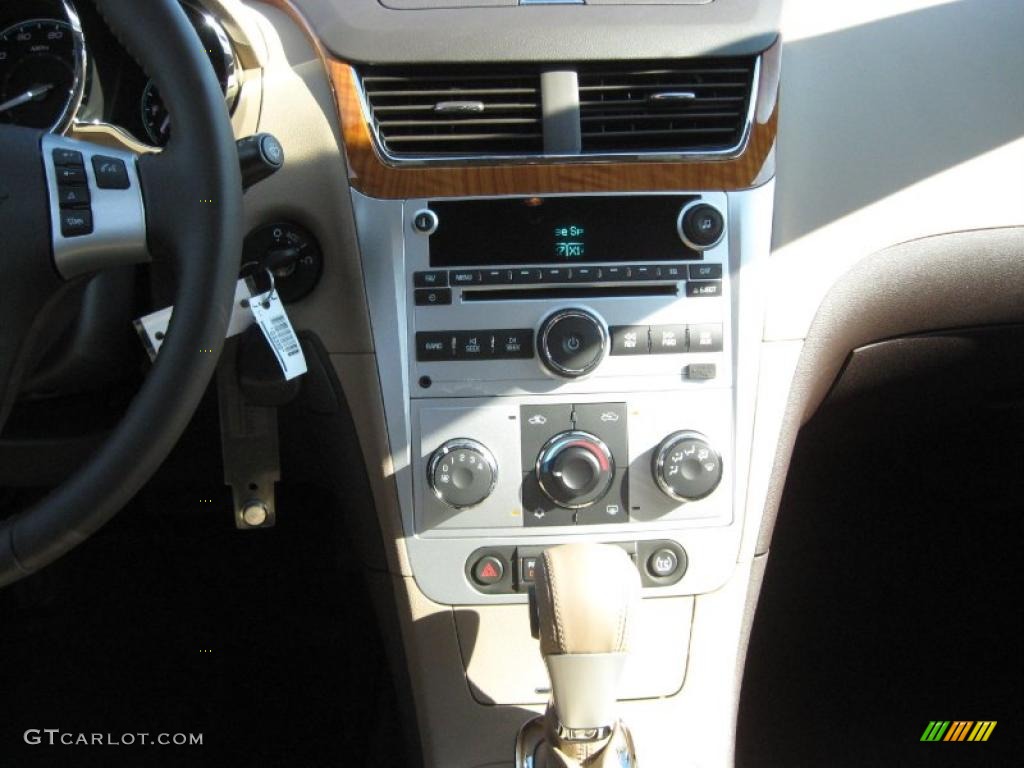 2011 Malibu LT - Summit White / Cocoa/Cashmere photo #8