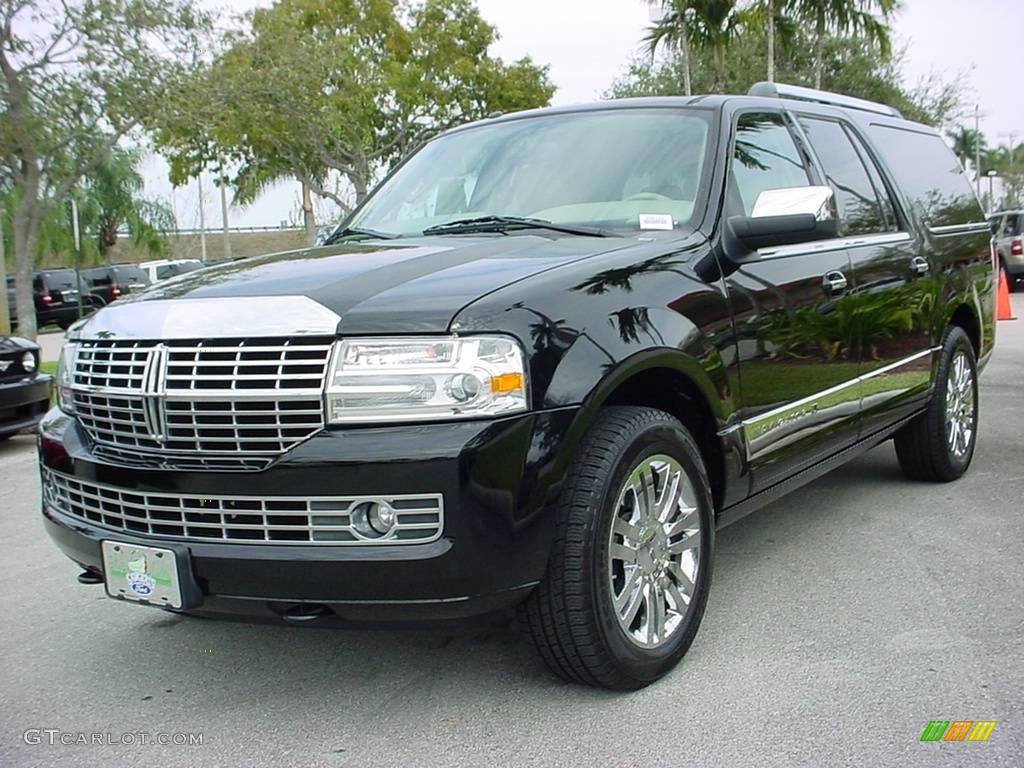 2007 Navigator L Luxury - Black / Stone photo #8