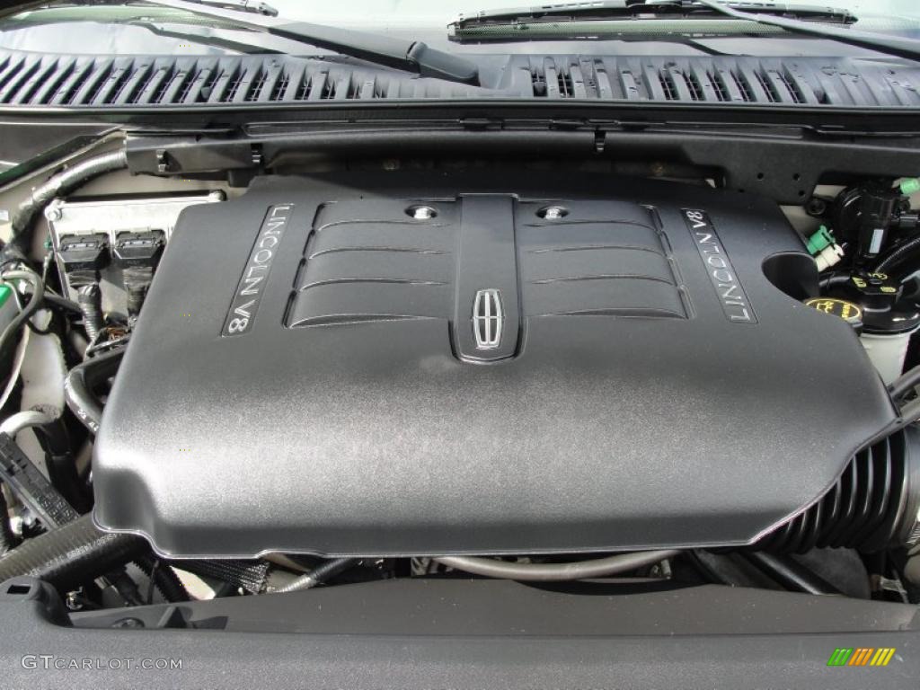2004 Lincoln Navigator Ultimate 5.4 Liter DOHC 32-Valve V8 Engine Photo #39991452
