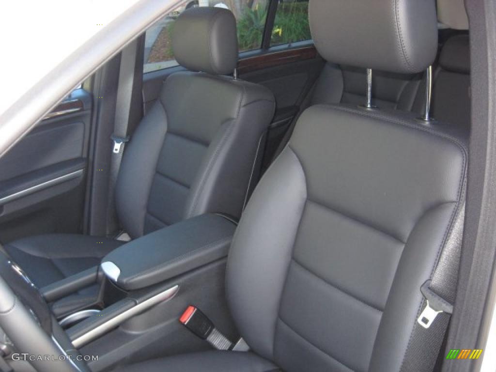 Black Interior 2010 Mercedes-Benz ML 350 BlueTEC 4Matic Photo #39992476