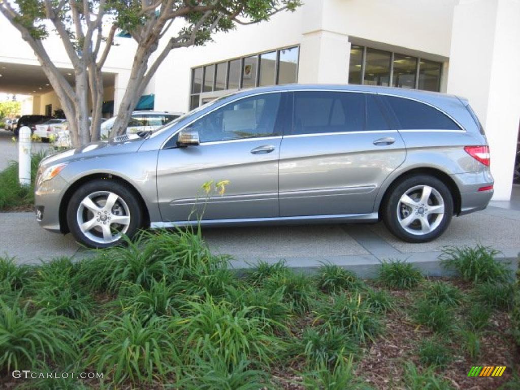 Paladium Silver Metallic 2011 Mercedes-Benz R 350 4Matic Exterior Photo #39993012