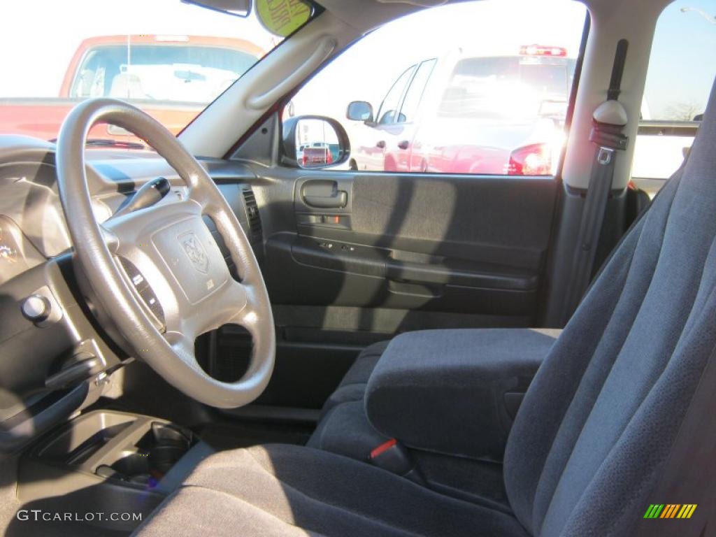 2003 Dakota Sport Quad Cab - Flame Red / Dark Slate Gray photo #21