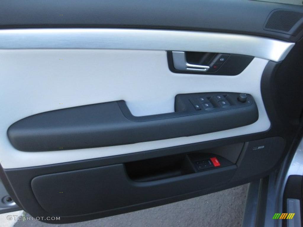 2007 Audi RS4 4.2 quattro Sedan Silver Door Panel Photo #39993752