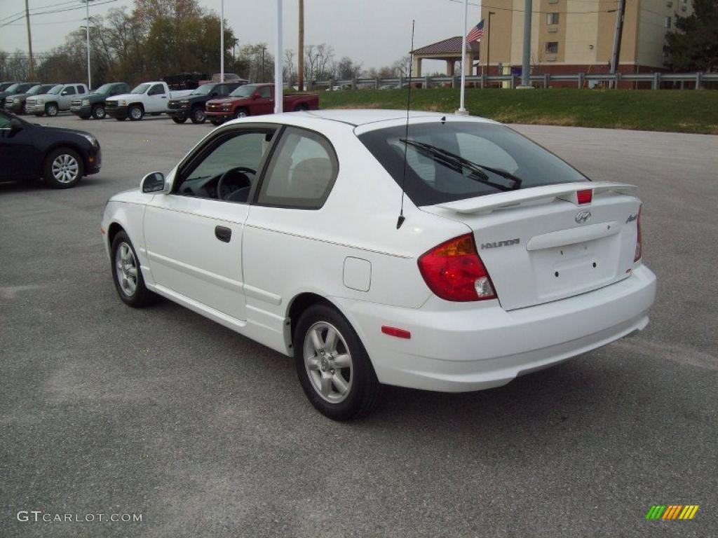 Noble White 2004 Hyundai Accent GT Coupe Exterior Photo #39994836