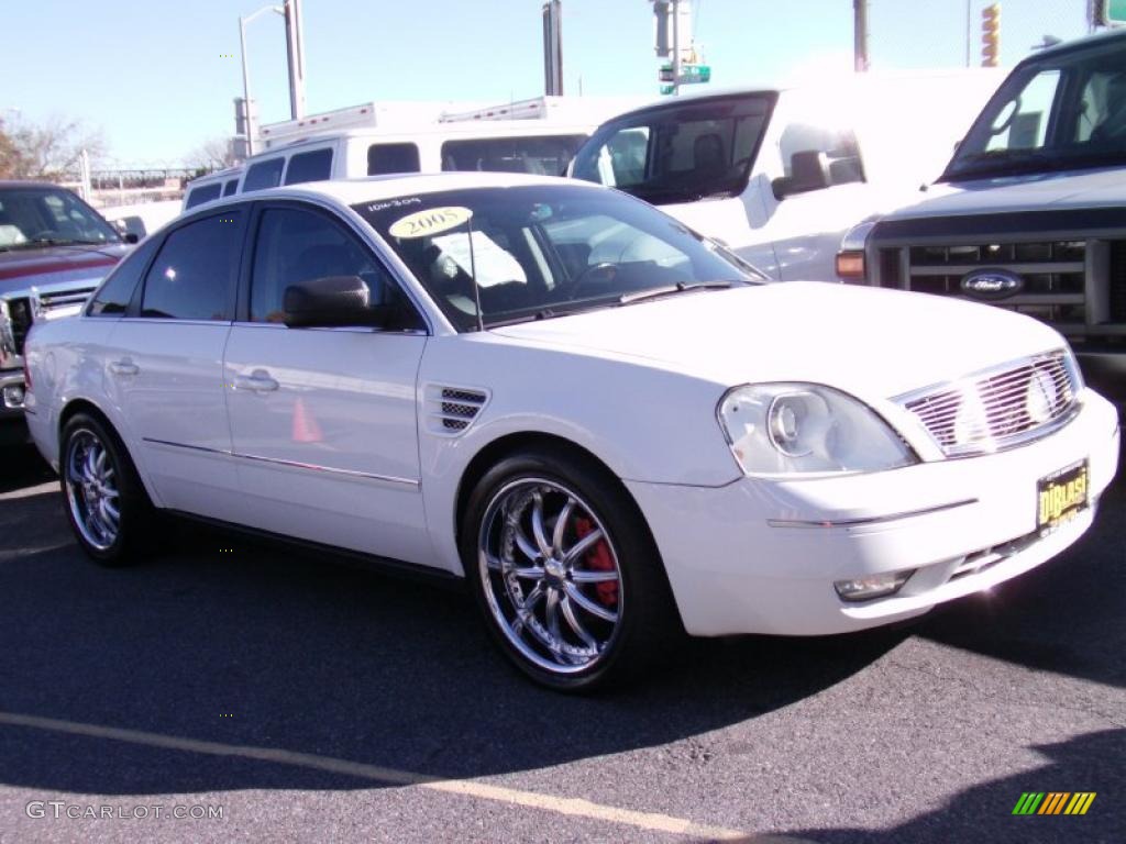 2005 Five Hundred Limited AWD - Oxford White / Black photo #4