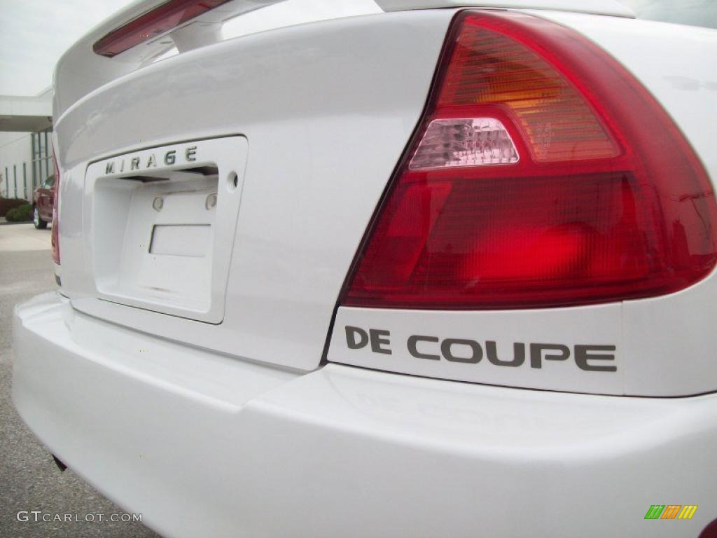2002 Mirage DE Coupe - Innsbruck White / Black photo #26