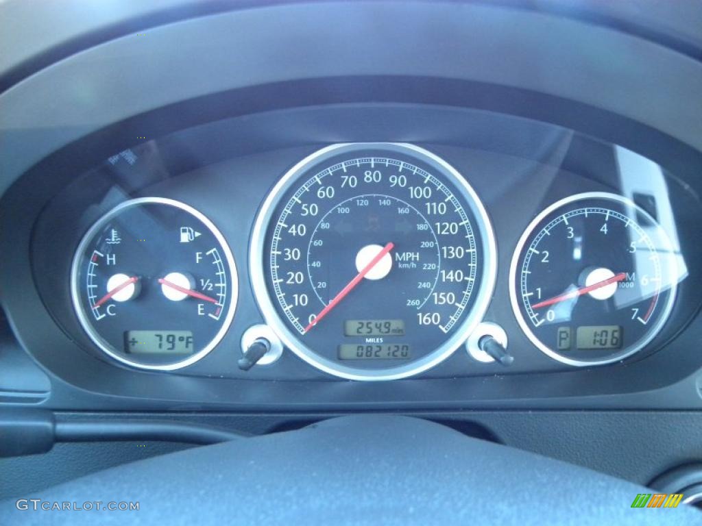 2005 Chrysler Crossfire Limited Coupe Gauges Photo #39997192