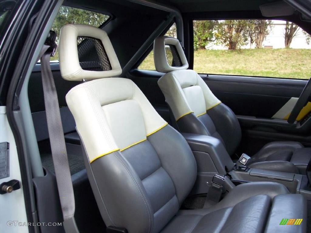 Saleen Grey/White/Yellow Interior 1989 Ford Mustang Saleen SSC Fastback Photo #39998500