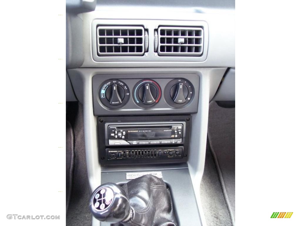 1989 Ford Mustang Saleen SSC Fastback Controls Photo #39998860