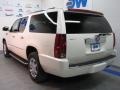 White Diamond - Escalade ESV AWD Photo No. 3