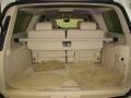 White Diamond - Escalade ESV AWD Photo No. 18