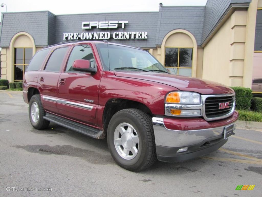 2005 Yukon SLT 4x4 - Sport Red Metallic / Neutral/Shale photo #1