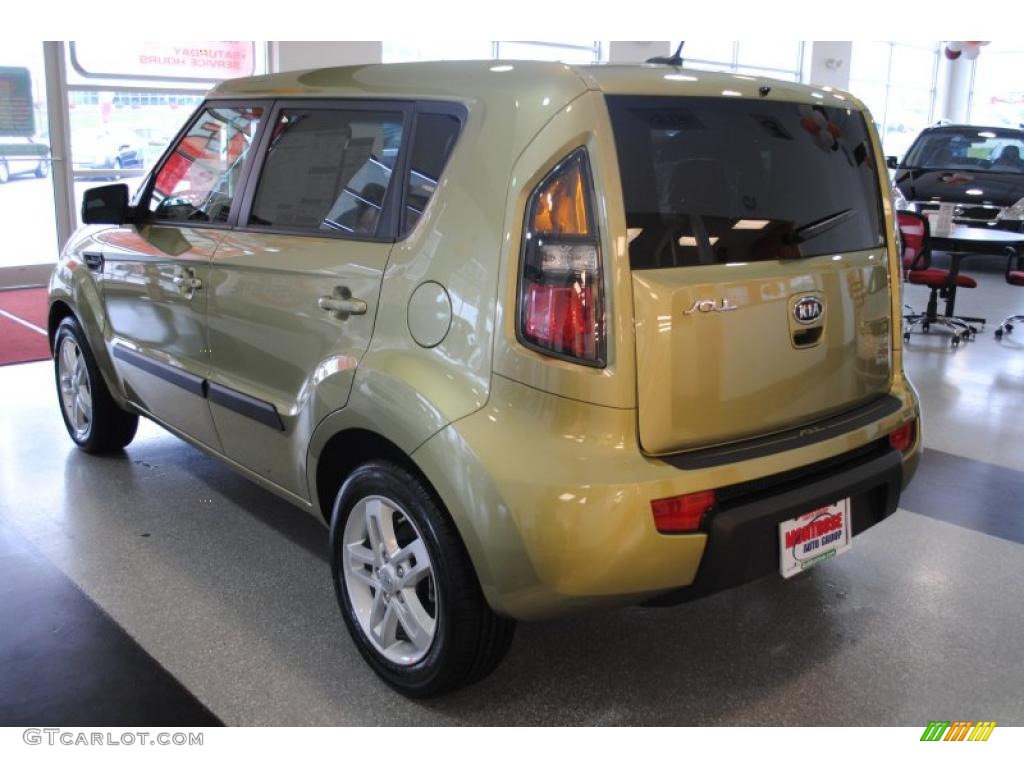 Alien Green 2011 Kia Soul + Exterior Photo #40008674