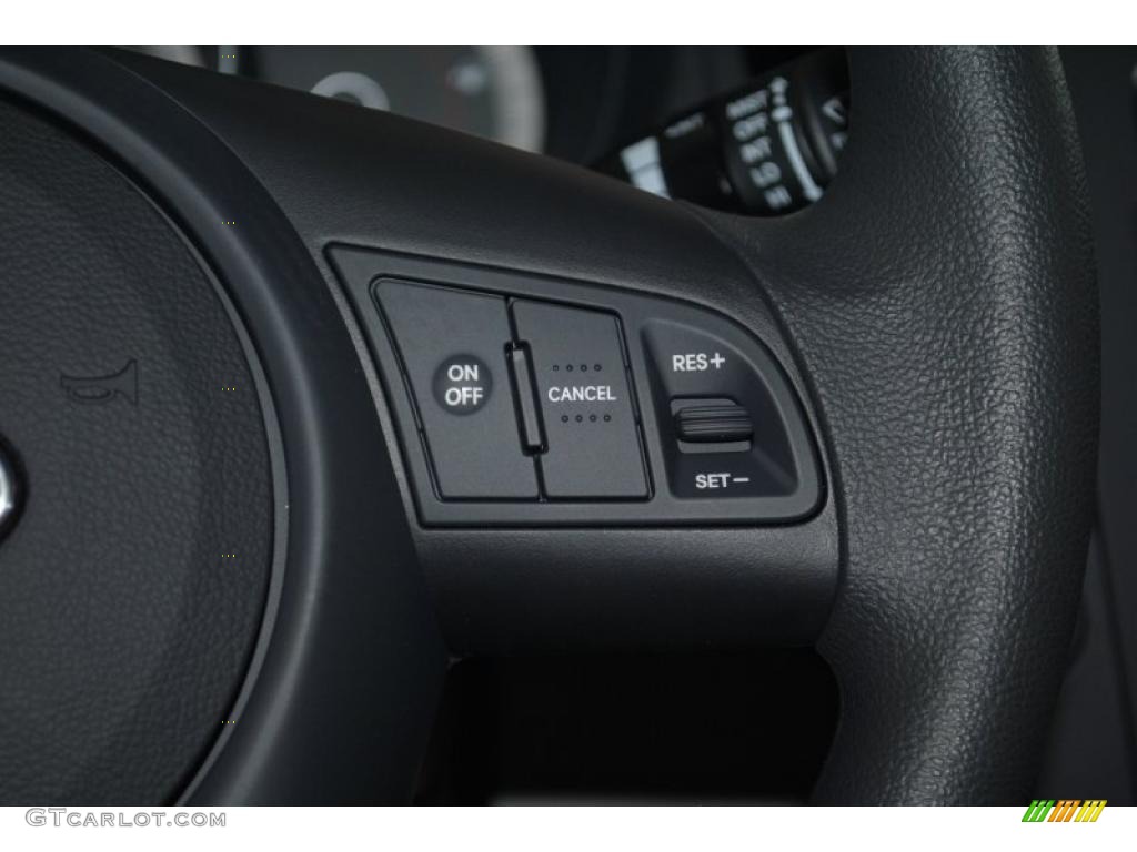 2011 Kia Forte EX Controls Photo #40009646