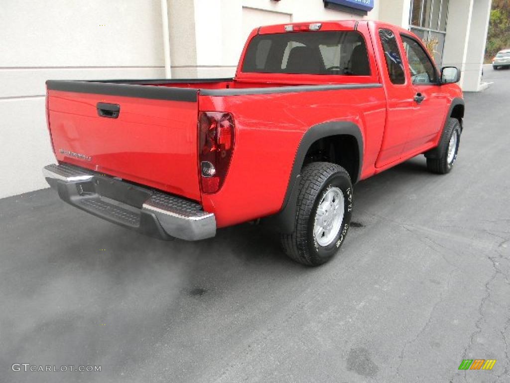 2007 Colorado LT Extended Cab 4x4 - Victory Red / Very Dark Pewter photo #3