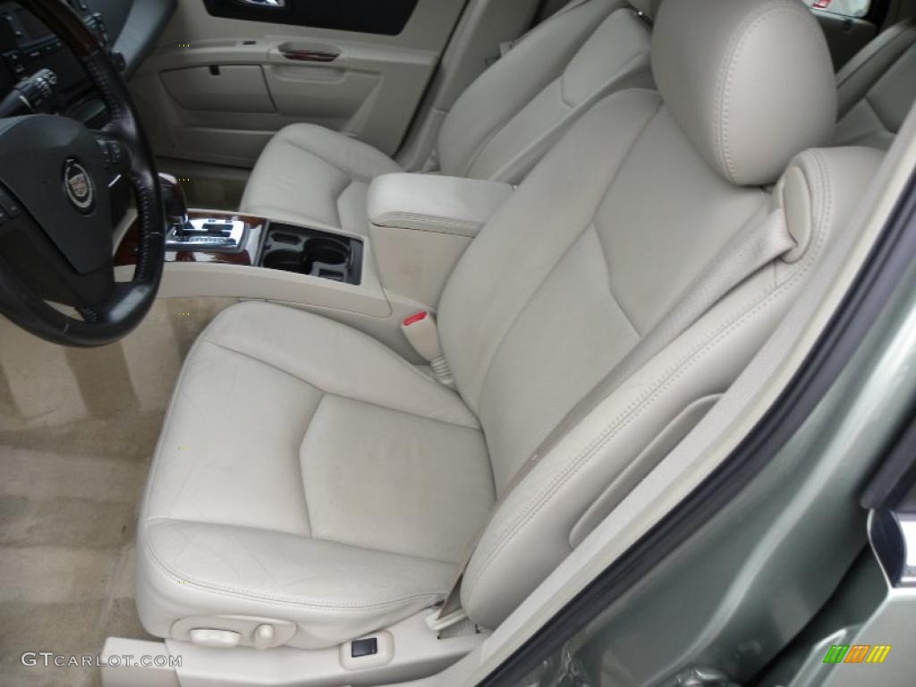Light Neutral Interior 2004 Cadillac SRX V8 Photo #40019894