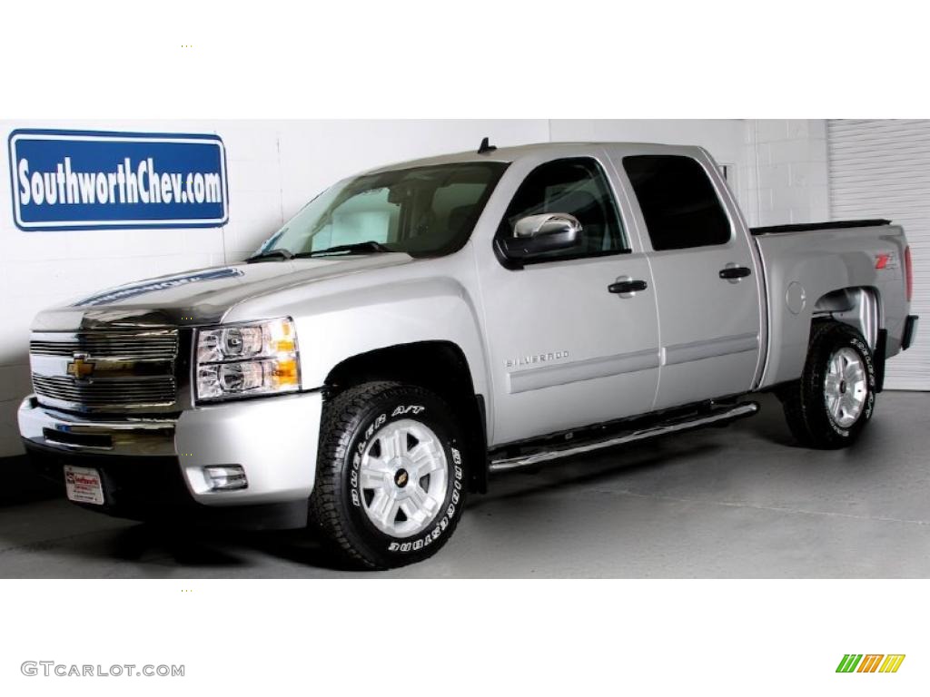 Sheer Silver Metallic Chevrolet Silverado 1500