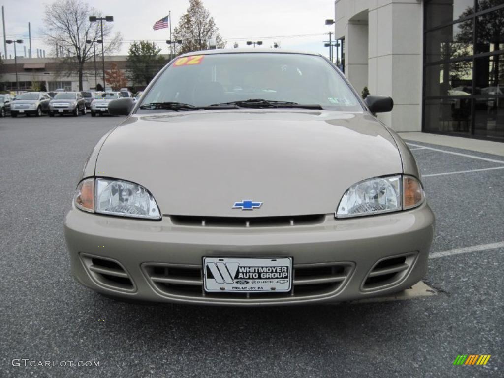 2002 Cavalier LS Sedan - Mayan Gold Metallic / Neutral photo #2